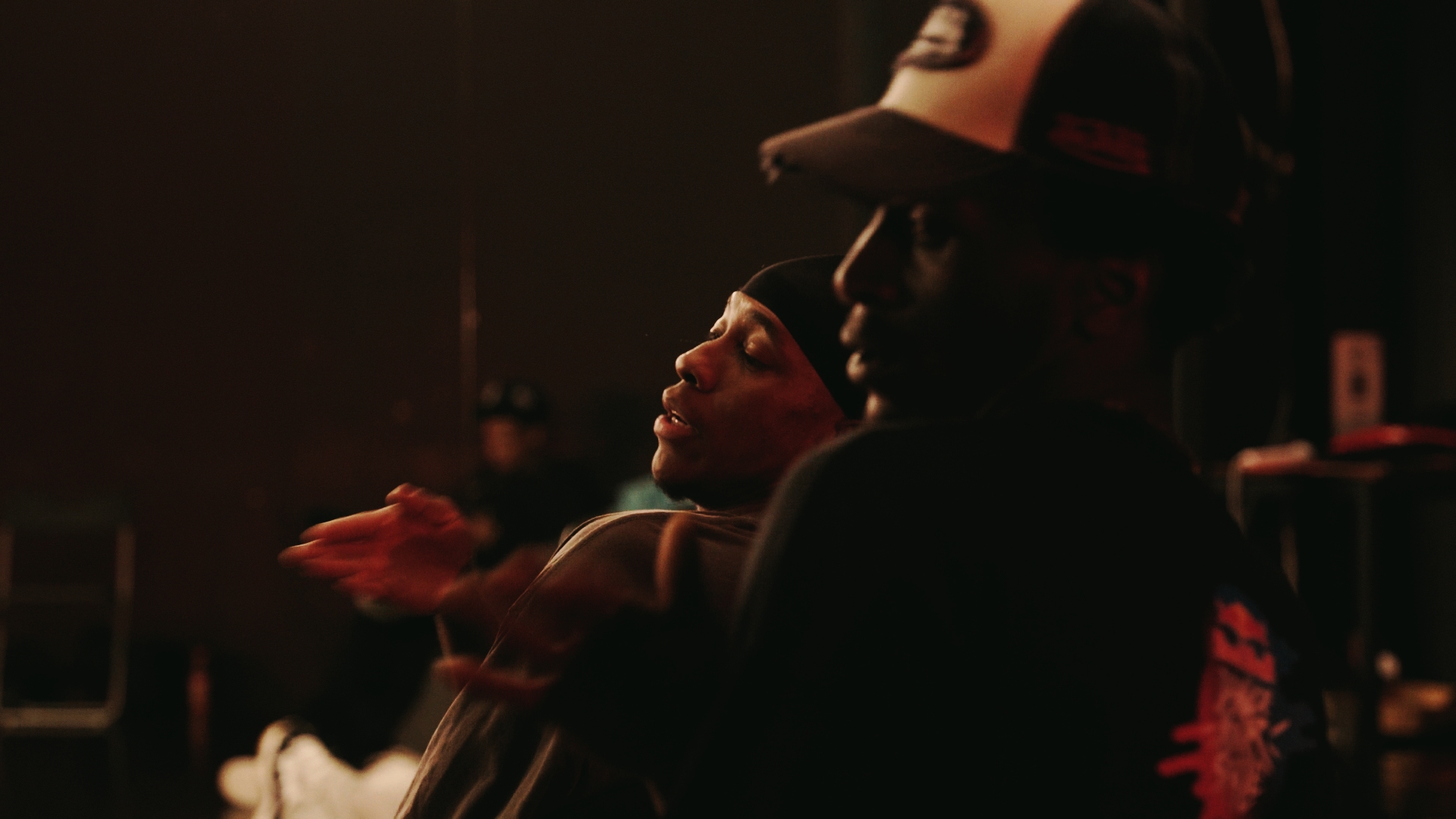 WHATS_GOOD_BTS_Still_00_00_53_12